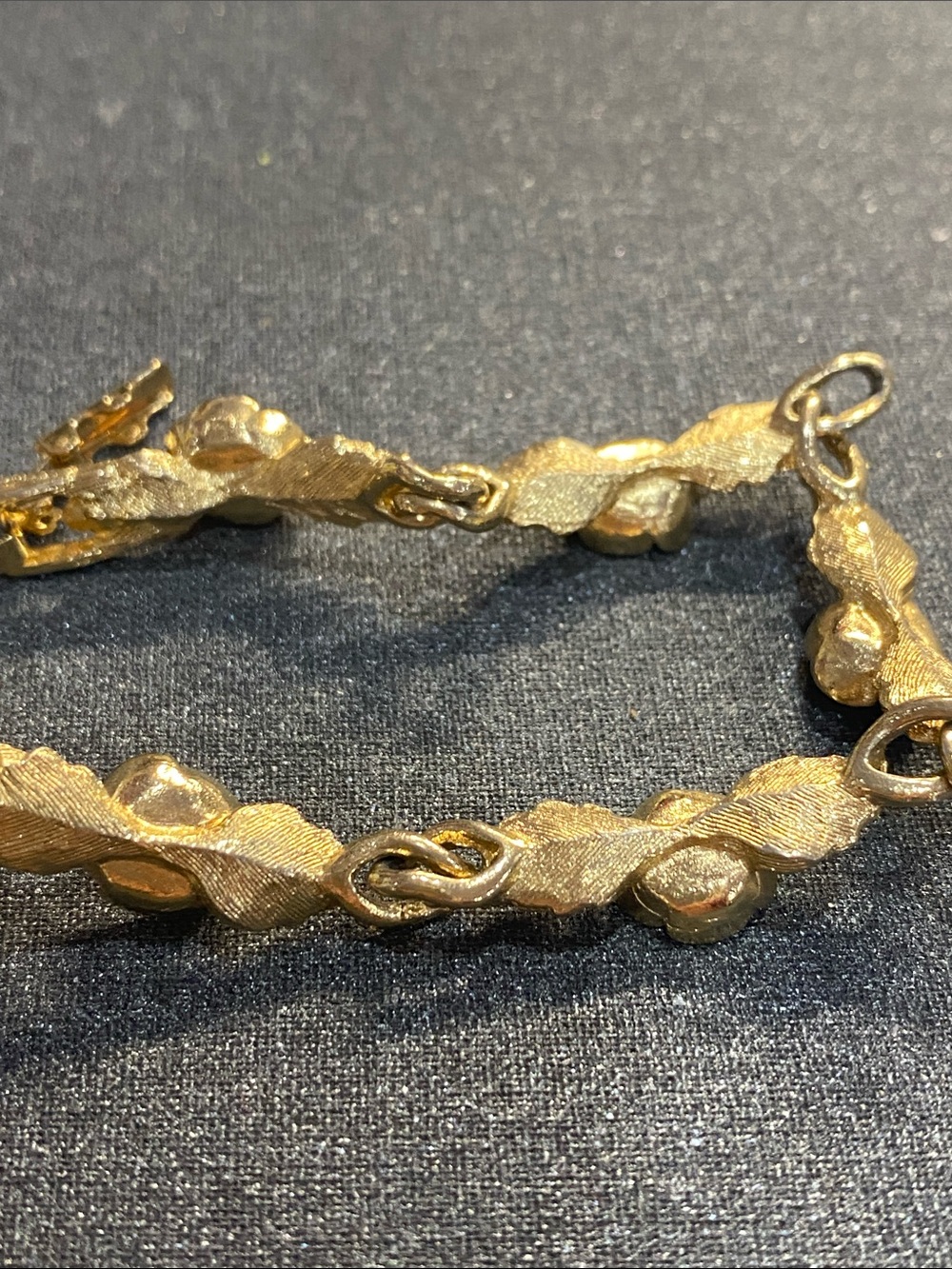 Vintage Bracelet 7 inch - Picture 3 of 4